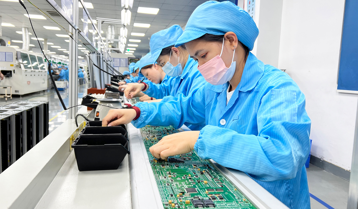 貼片加工-DIP插件作業